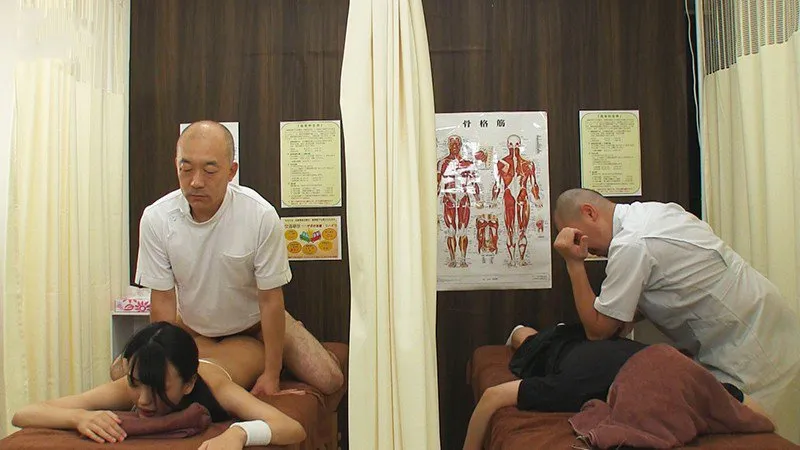 Dẫn em người yêu đi mát-xa rồi bị quan hệ cạnh bên mà không hề hay biết